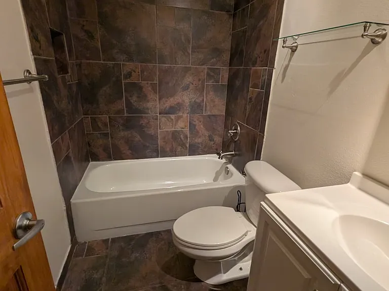 7706 N Dreamy Draw Dr — Photo 7
