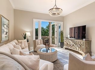627 6th Ave S #B-302, Naples, FL 34102