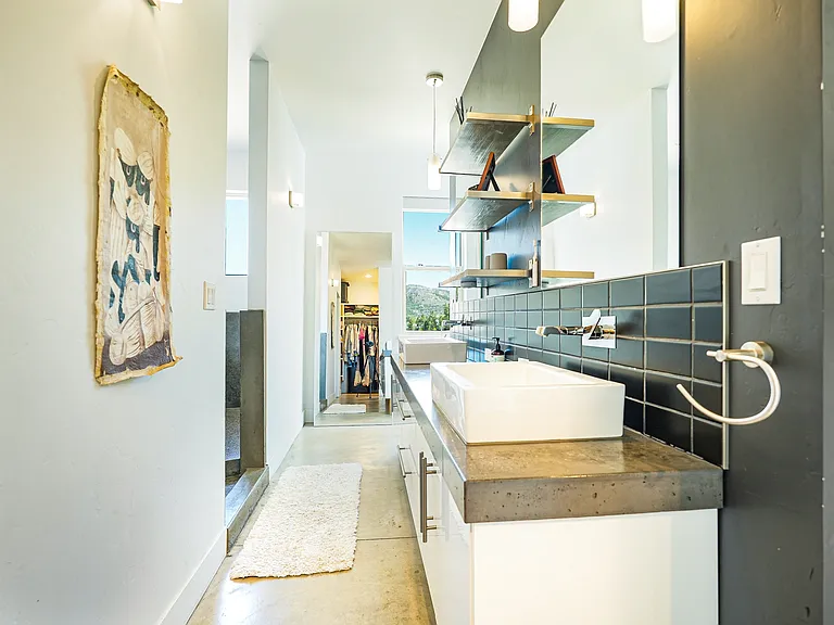 225 Ella Vita Ct — Photo 9