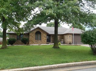 403 N Niangua Dr, Nixa, MO 65714