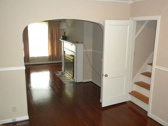 4th image of 1446 E 79th St