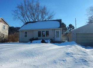 38 Center Rd, Circle Pines, MN 55014