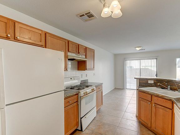 4th image of 6572 Escatawpa Bay Ct