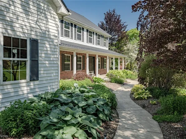 1544 Metzger Rd, Valley City, OH 44280