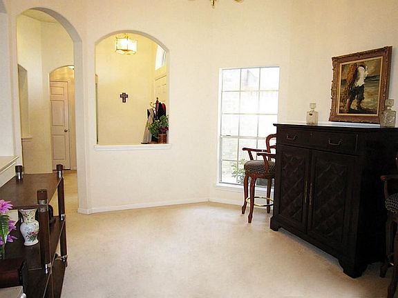 5th image of 19715 Golden Willow Dr