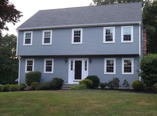 8 Bruce St, Grafton, MA 01519