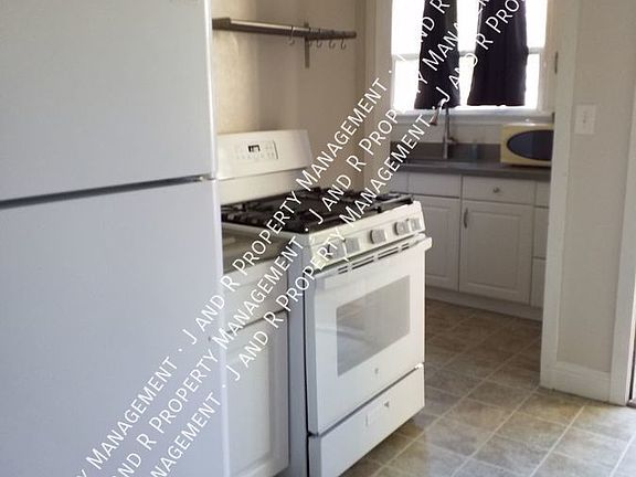 3rd image of 1723 I St Unit 1