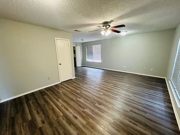 2nd image of 328 Mill Creek Cir