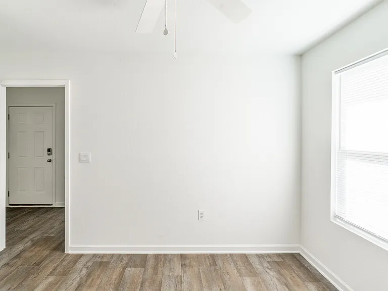 1133 Sweet Laurel St — Photo 15