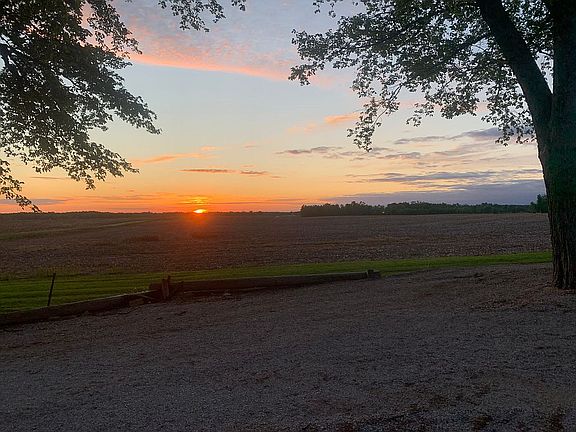 Sunset view of countryside 