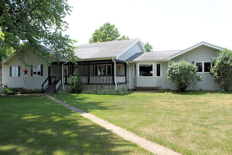 1988 S Chana Rd, Chana, IL 61015 Zillow