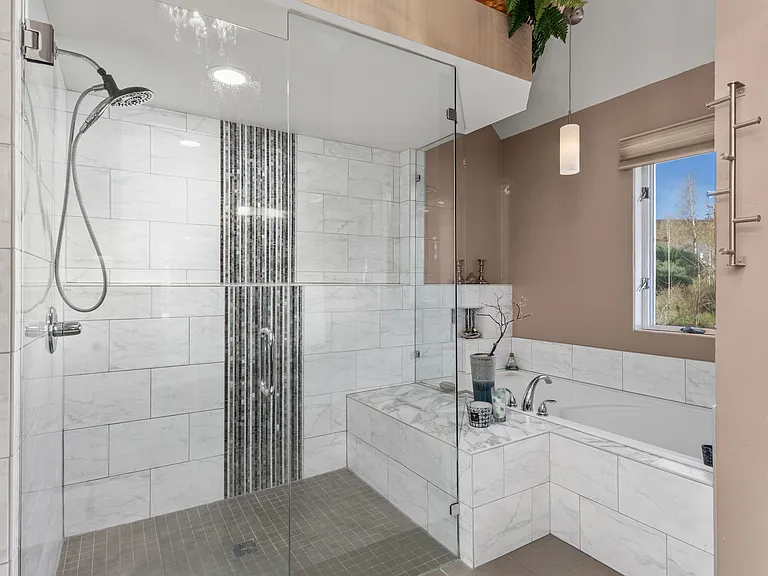 Bathroom #1 Bath Tub | Shower