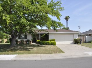 6700 Barkley Way, Sacramento, CA 95828