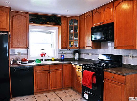 5th image of 20910 56th Ave