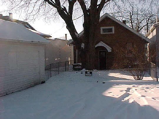 2nd image of 107 8th St