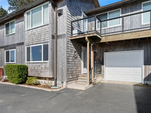 1800 Pearl St W APT 6, Tillamook, OR 97141