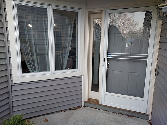 3rd image of 20 Walden Pond Dr #20