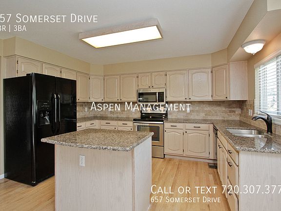 5th image of 657 Somerset Dr