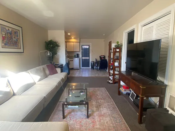 3807 Hamilton St #3, Philadelphia, PA 19104