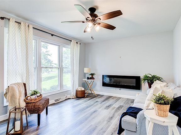 2nd image of 60 Reckamp Dr
