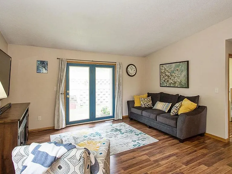 52 Jema Ct — Photo 4