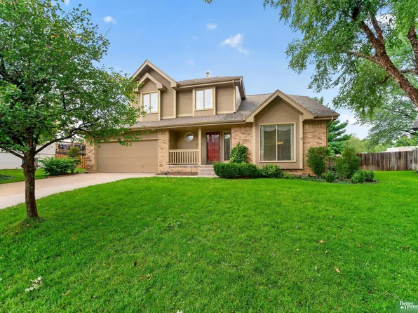 14010 Lillian Cir, Omaha, NE 68138