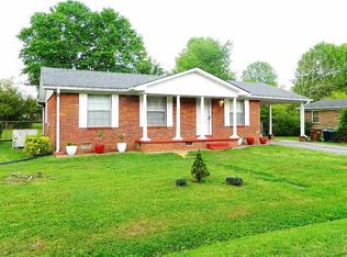 590 Hayes Ave, Lexington, TN 38351