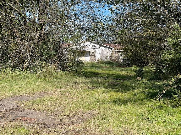 2nd image of Farm Road 900 N