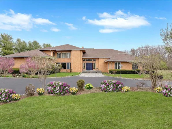 70 Wolver Hollow Road, Upper Brookville, NY 11545