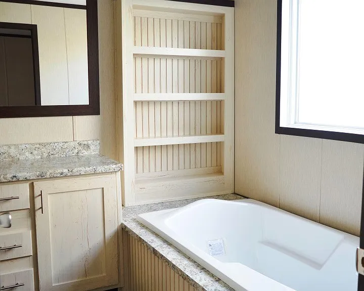 208 N Highway 22A #10 — Photo 6