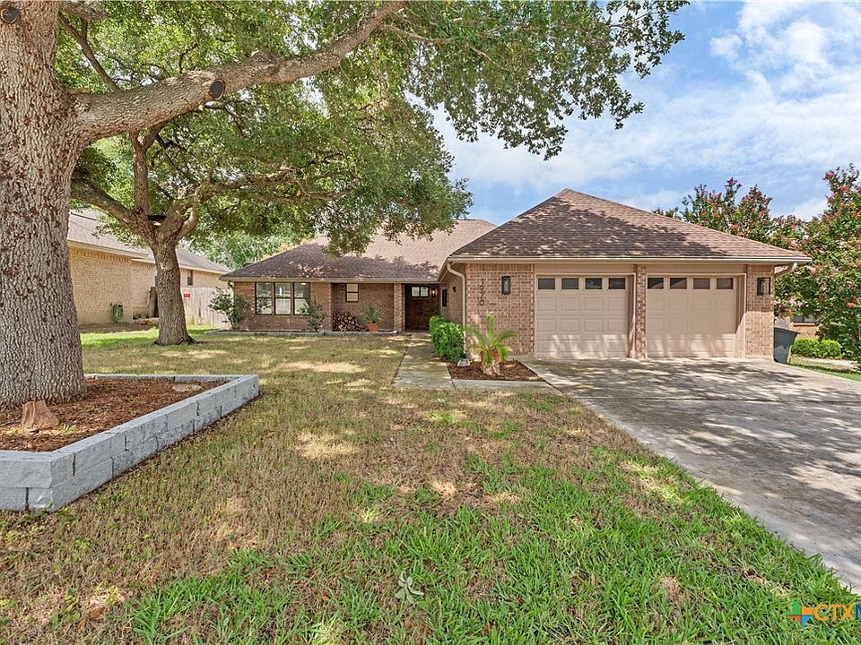 1st image of 1970 Palace Dr