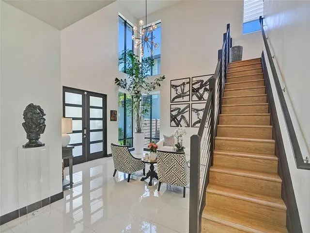 15501 NW 88th Ave — Photo 7