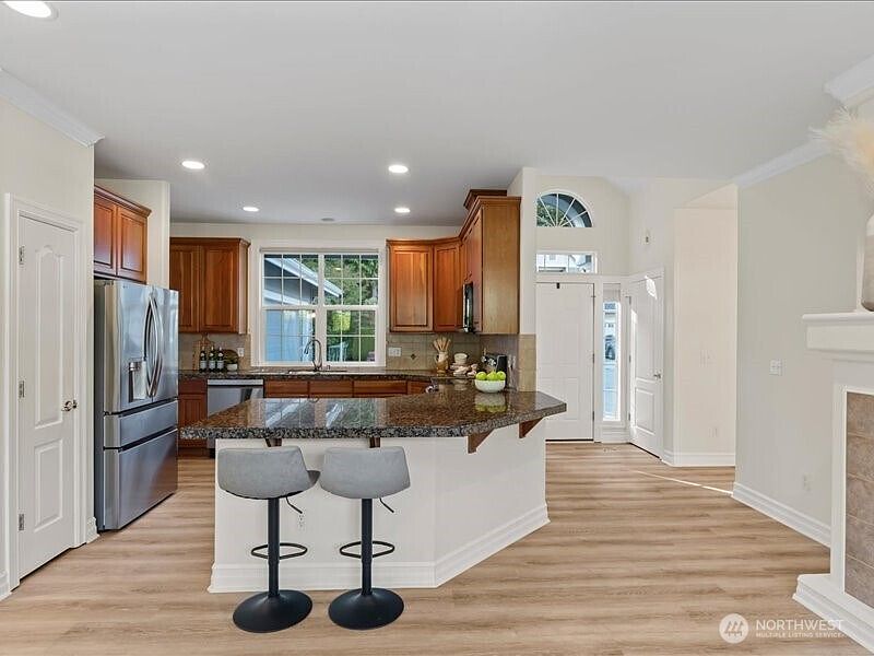 3rd image of 24515 NE Vine Maple Way