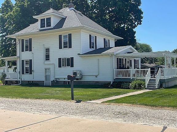 Additional Parking/ Deck