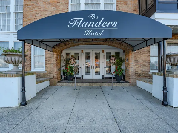 719 11th St #510, Ocean City, NJ 08226