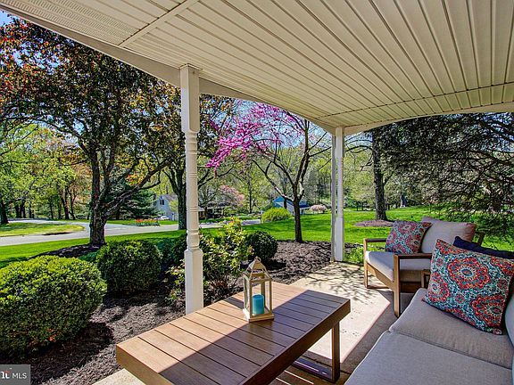 4th image of 3105 Cloverly Dr