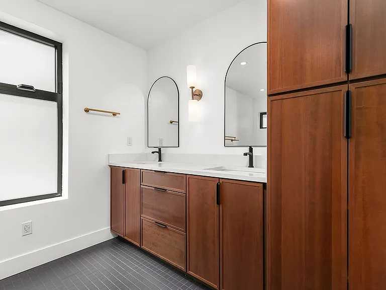 7843 Quince St — Photo 15