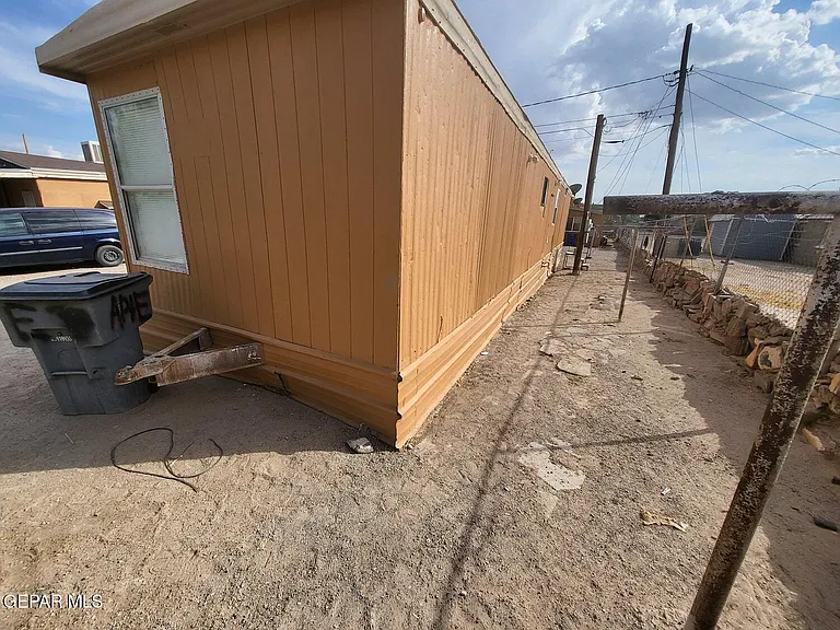 7143 N Loop Dr #E — Photo 11