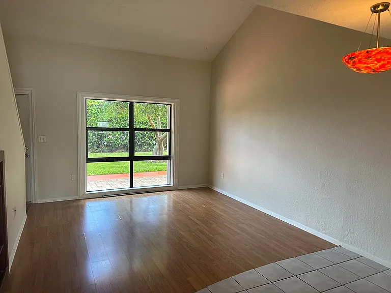 2711 N Highway A1A #C — Photo 11