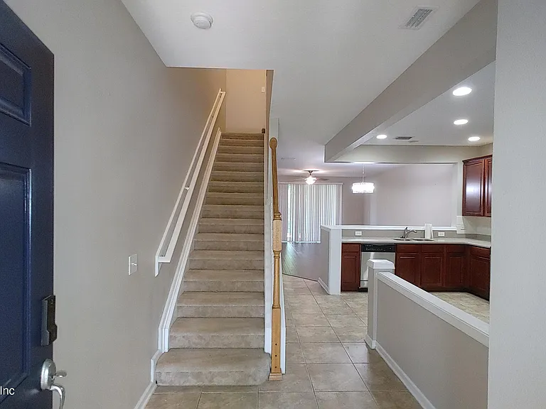 11225 Campfield Cir — Photo 5