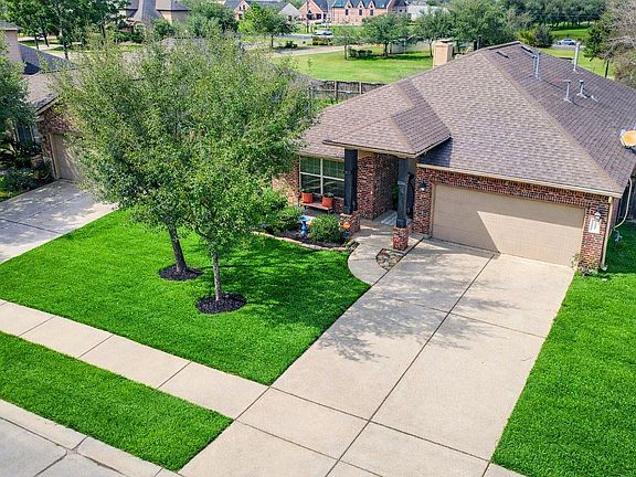 3rd image of 6942 Hamilton Falls Ln