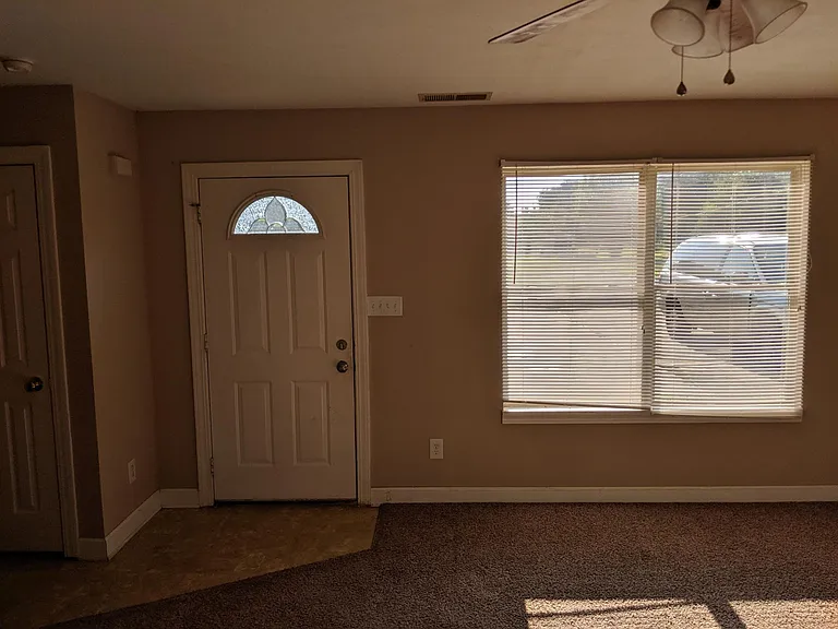 239 Lehr Dr — Photo 15