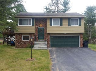 7 San Luis Rd, Gansevoort, NY 12831