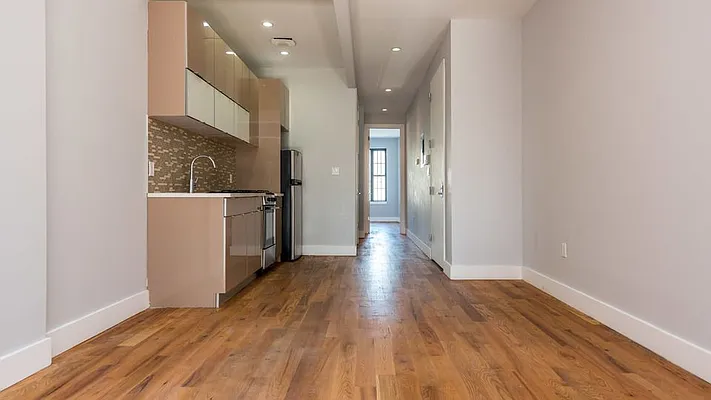 Rented by Nooklyn NYC LLC | media 13