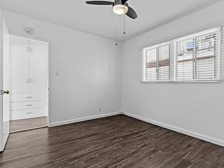 1765 Obispo Avenue — Photo 7