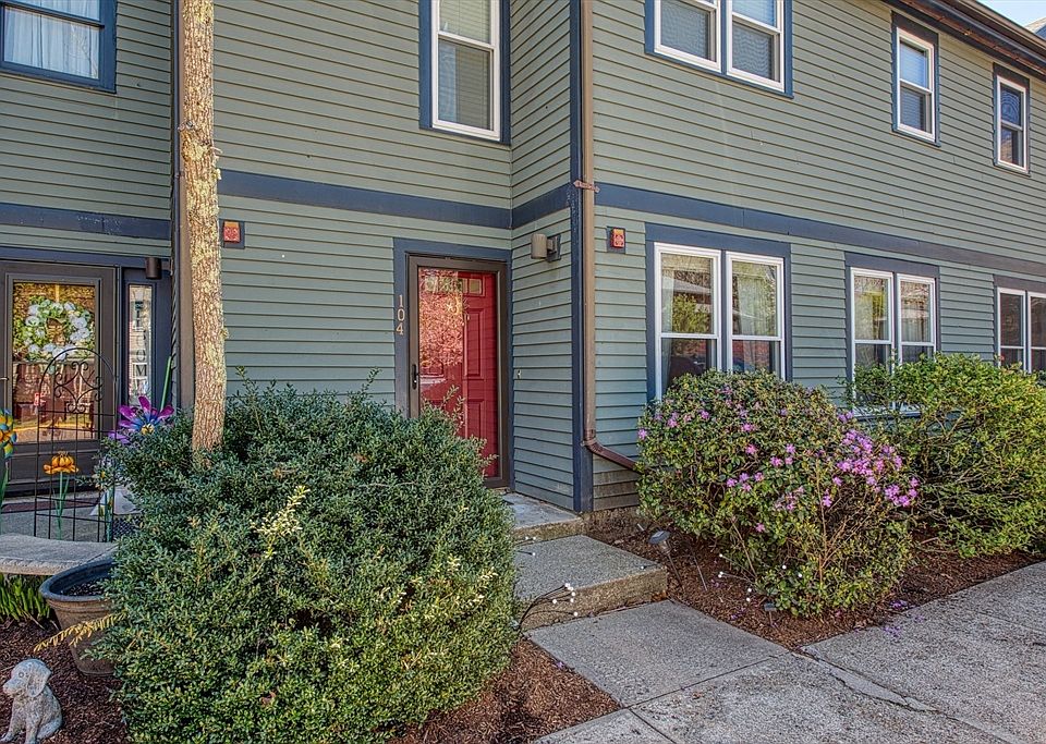 1st image of 110 Dean St Unit 104