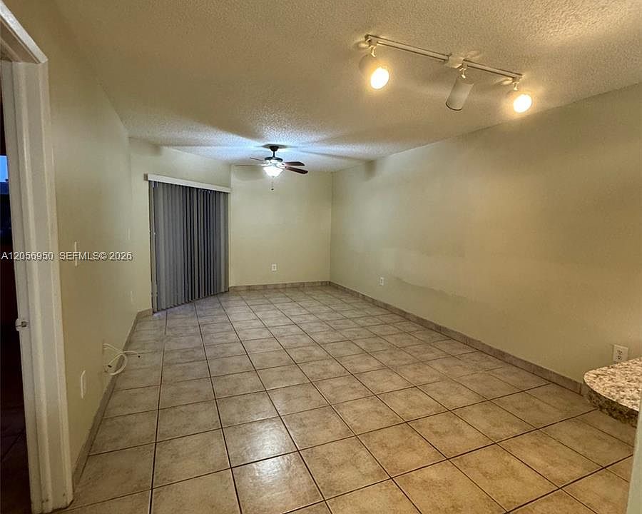 1st image of 9945 Nob Hill Ct #9945