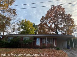 5357 Silver Pine Dr, Fayetteville, NC 28303