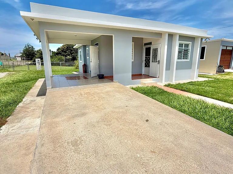 1 Calle Blvd — Photo 3