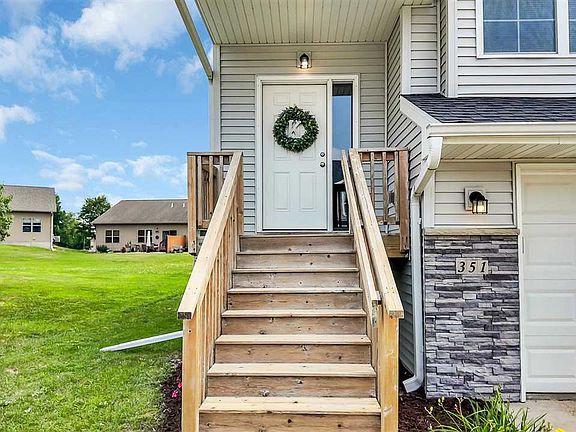 2nd image of 351 Cypress Ct